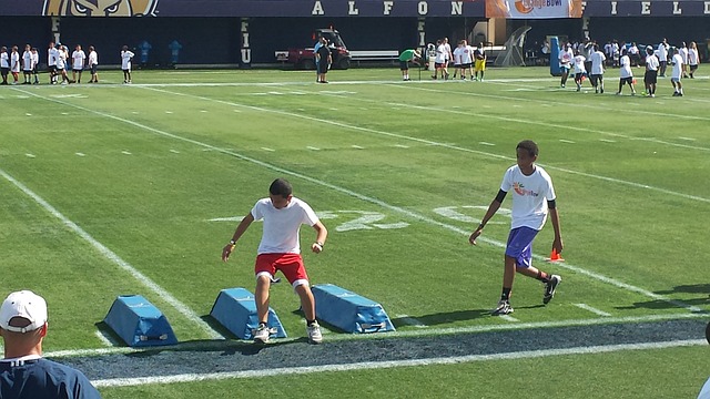 研发费用以 研发费用以